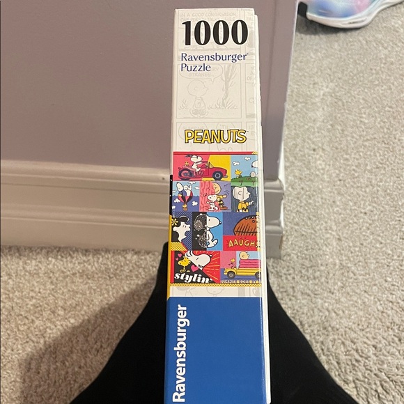 Ravensburger Peanuts Puzzle - Red, Yellow, Blue - Picture 6 of 6